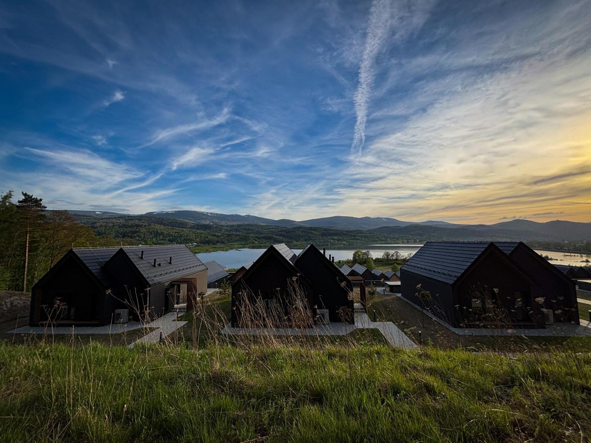 Wille W Lake Hill Karkonosze Resort & Spa Sosnówka Eksteriør bilde