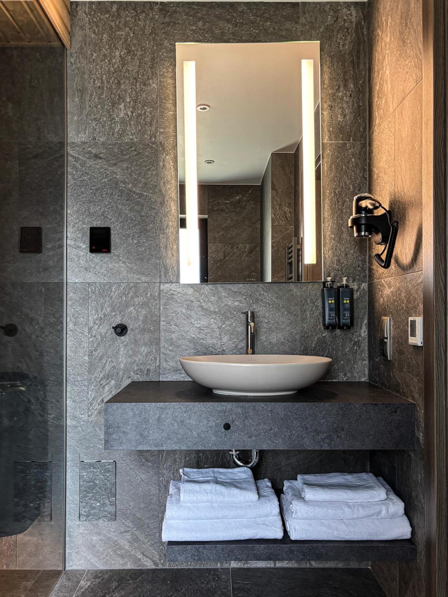 Wille W Lake Hill Karkonosze Resort & Spa Sosnówka Eksteriør bilde